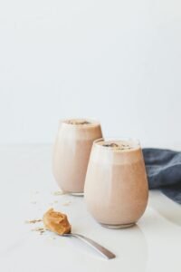 Chocolate Peanut Butter Oatmeal Smoothie