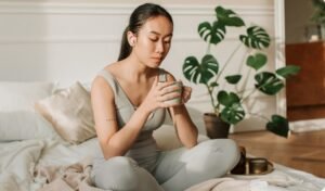 How Sencha Tea Helps Relieve Constipation Naturally