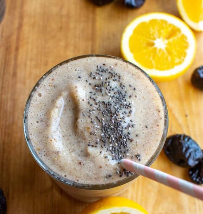 Prune Banana Smoothie