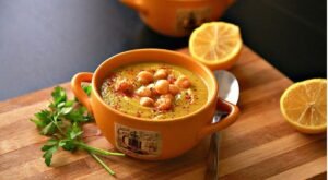 Zucchini, Chickpea & Lemon Soup