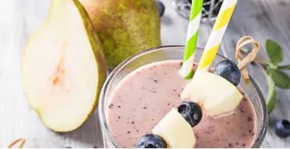 Ginger Berry Pear Shake