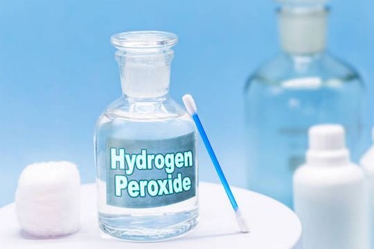 hydrogen peroxide for body odor