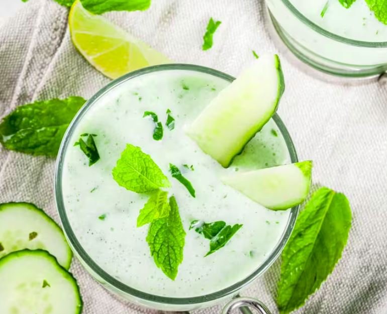 Spicy Cucumber Smoothie for Constipation