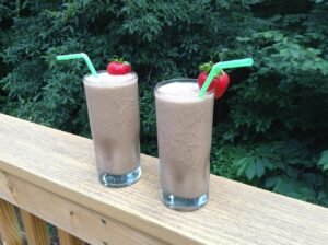 Strawberry Peanut Butter Smoothie for Weight Loss