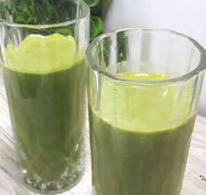Avocado Spinach Green Goddess Shake