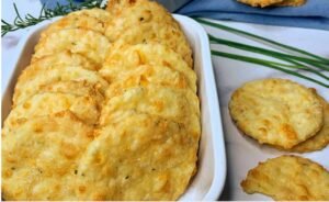 Cheddar Cheese and Rice Crackers