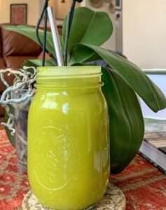 Romaine Cucumber Mint Smoothie