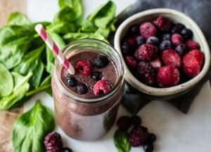 Spinach Mixed Berries Smoothie