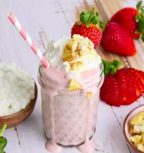 Strawberry Cheesecake Dream Smoothie